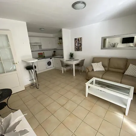 1 Bed Center Conference Center - 2005 Apartment *